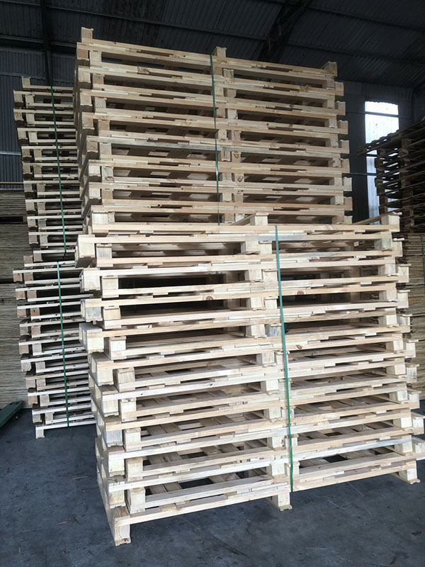 Pallet gỗ thông 2000x1000x140mm - Pallet Gỗ Hòa Phát - Công Ty TNHH Một Thành Viên Pallet Gỗ Hòa Phát
